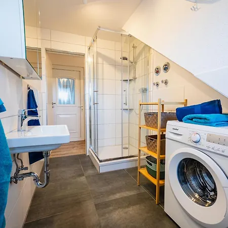 Wohlfuehl-apartment Fuer Urlauber Und Geschaeftsreisende *